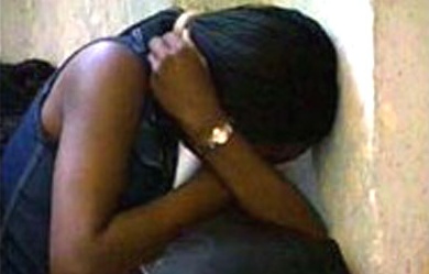 donna di colore sequestrata e violentata