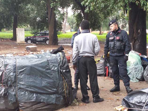 Roma Colle Oppio. Spaccio di droga nel Parco della “Domus Aurea”, 2 arresti e due denunce