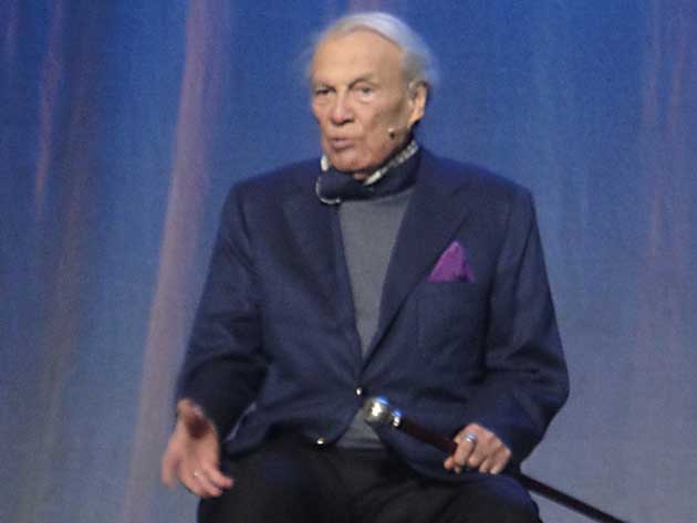 Colleferro. Grande successo per “Le lezioni americane” con Giorgio Albertazzi al “Vittorio Veneto”