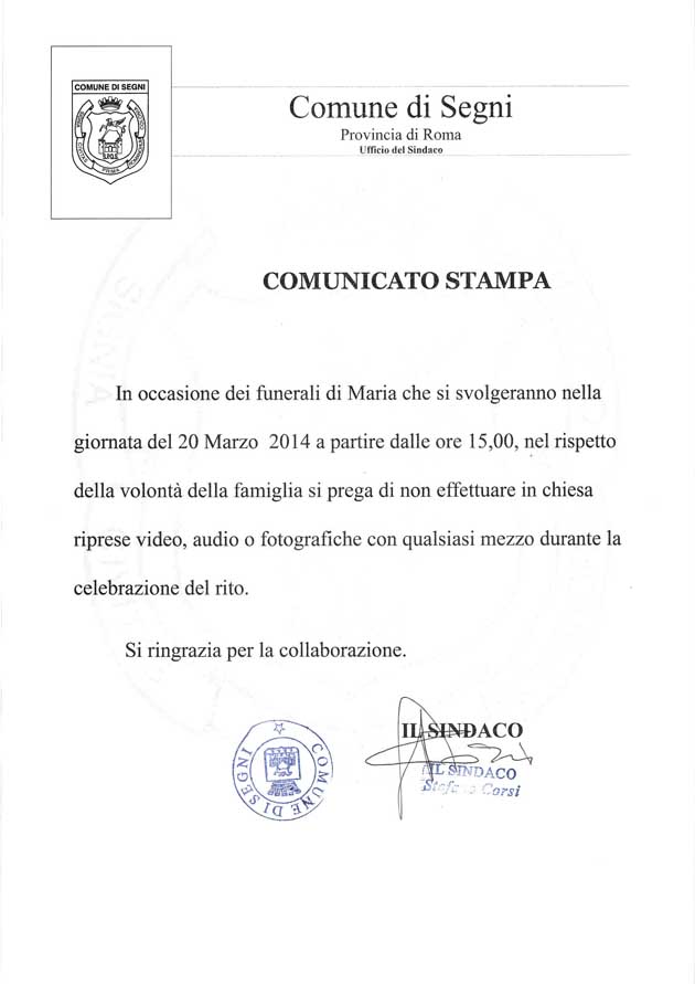 Divieto riprese funerale Maria