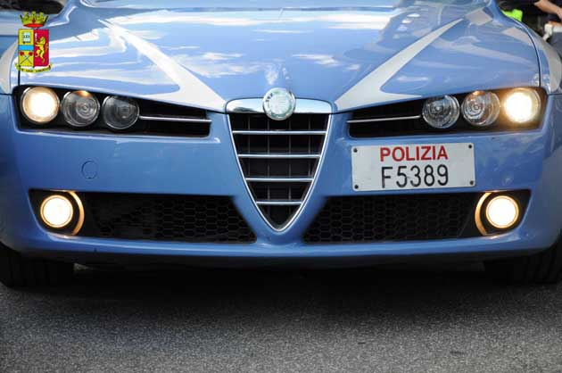 Volante Polizia di Stato