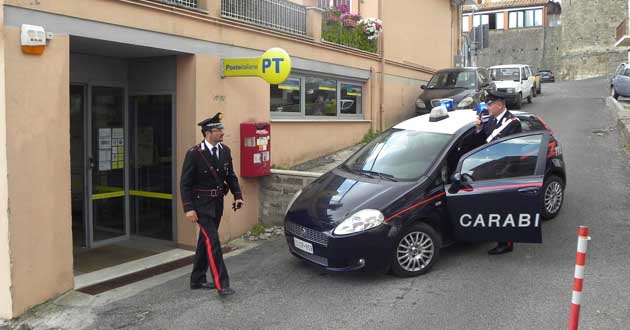 Carabinieri ufficio postale