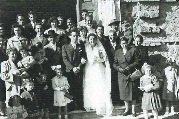 Palestrina. Mostra “Viaggio nel tempo - Matrimonio - Abiti da sposa”