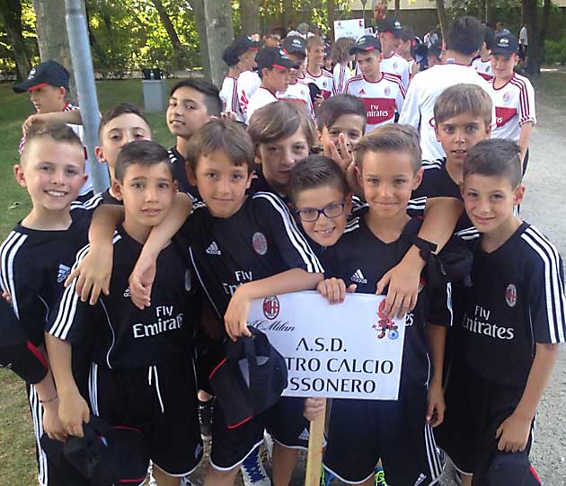 Centro Calcio Rossonero Morena. I Pulcini 2004 di mister Tibuzzi