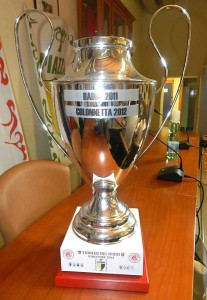 Grottaferrata. Torneo dei Rioni. La coppa in palio