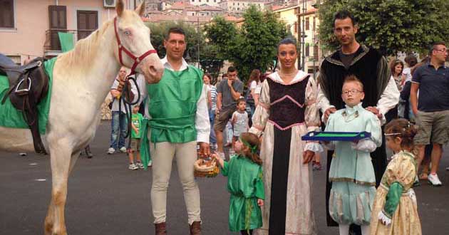 Segni. Investitura del Cavaliere della Contrada “Jo Laco”