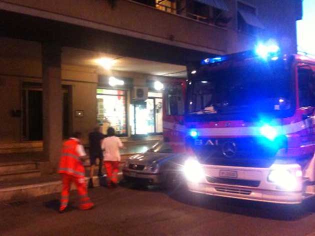 Colleferro. Un principio d’incendio in Via XXV Aprile allarma i Vigili del Fuoco e l’ambulanza del 118