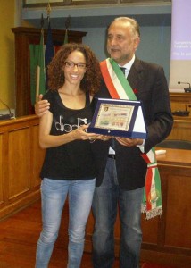 Colleferro. La Campionessa Italiana Laila Soufyane premiata dal Sindaco Cacciotti
