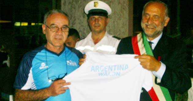 La Nazionale Argentina di Pallavolo femminile ospite a Colleferro. Scambio di omaggi con l’amministrazione