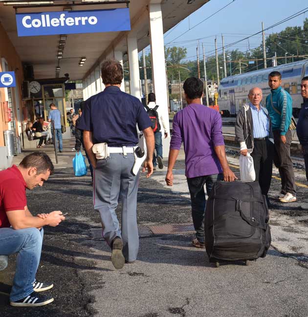 Colleferro. Contrasto all’abusivismo commerciale. Operazione della Polfer in collaborazione con la Polizia Locale