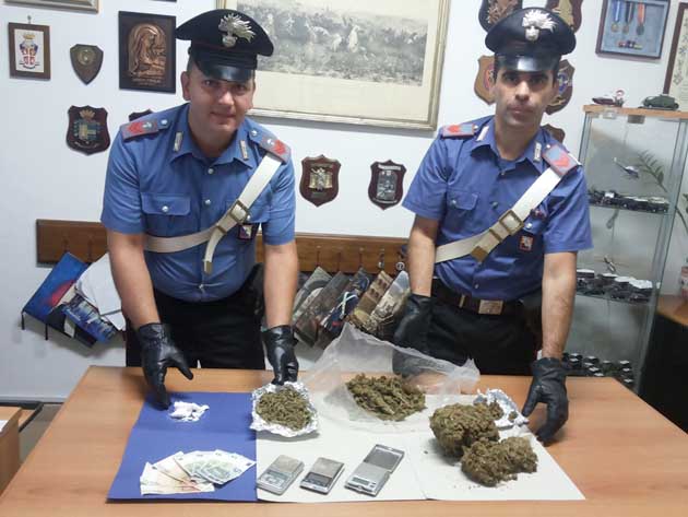 Genzano di Roma. 21enne del posto arrestato per droga. Sequestrati dai Carabinieri oltre 600 grammi di marijuana