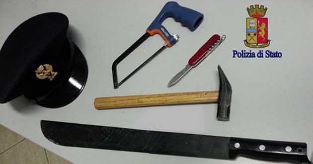Le armi sequestrate dalla Polizia al 25enne africano