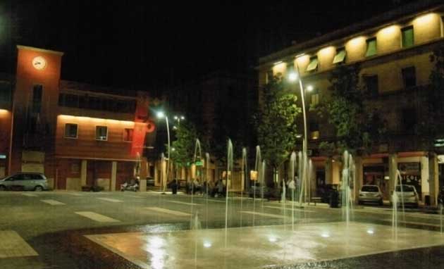Colleferro. Piazza Italia notte