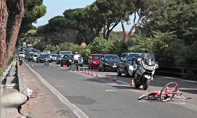 Roma. Ciclista 65enne muore travolta da un’auto sulla Cristoforo Colombo