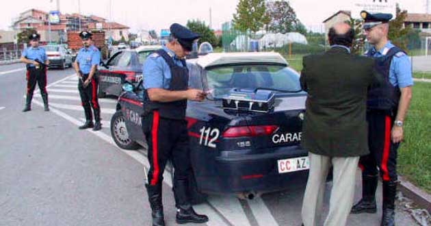 posto-di-blocco-dei-carabinieri 02630