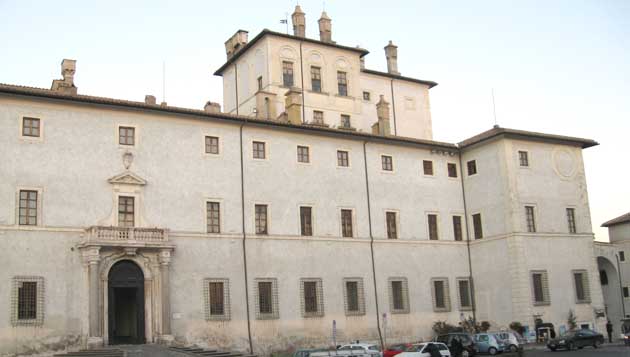 Ariccia. Palazzo Chigi