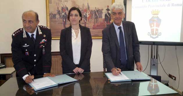 Raccolta differenziata. Siglato il protocollo d’intesa Ama-Carabinieri per le 80 sedi di Roma