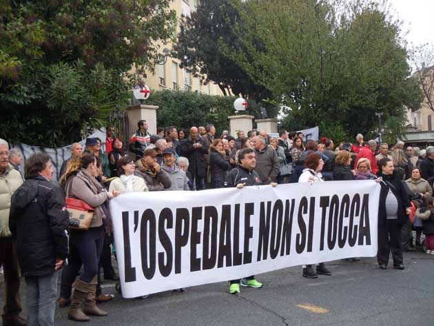 Colleferro. Manifestazione Ospedale - 20141127