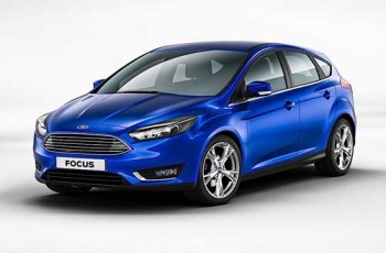 Domenica 23 Novembre Suor Paola alla Ford Car Service di Colleferro con la nuova Focus 2015