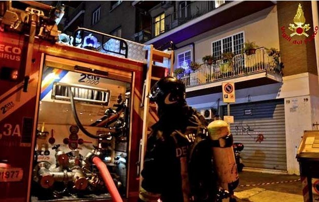Roma. Via Vito Giuseppe Caiati. Esplosione appartamento
