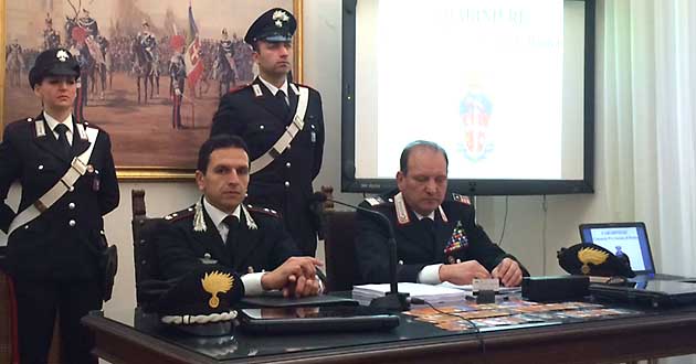La conferenza stampa relativa all'operazione dei Carabinieri contro la clonazione delle carte di credito