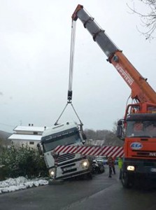 camion-fuori-strada-02