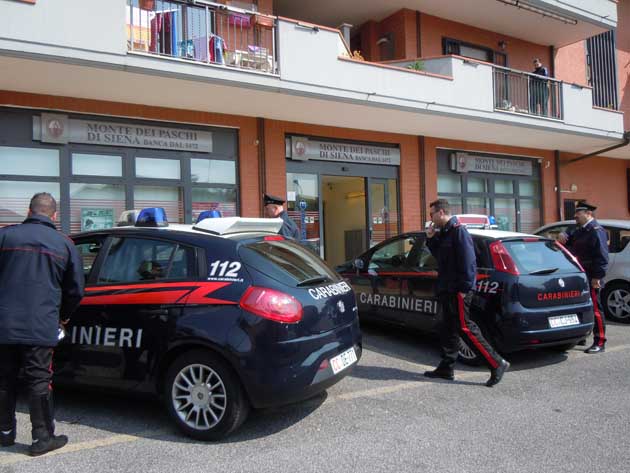 Rapina Monte Paschi Valmontone