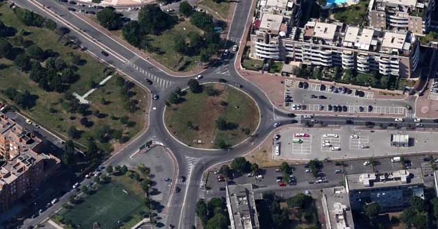 Roma. Largo Luchino Visconti