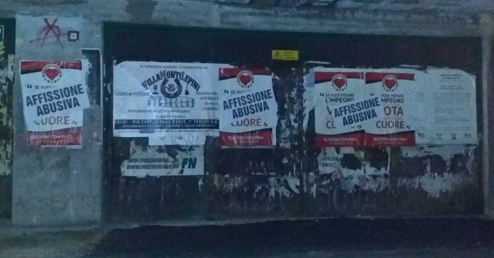Affissione-abusiva-960 Affissione-abusiva-960