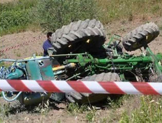 muore-travolto-dal-trattore Ciampino muore-travolto-dal-trattore Ciampino