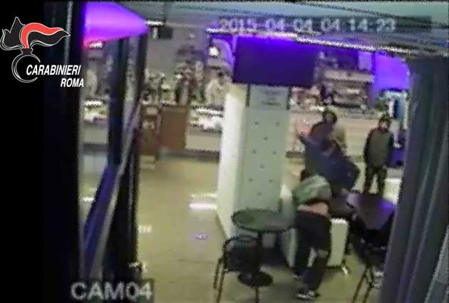 Pestaggio-San-Cesareo