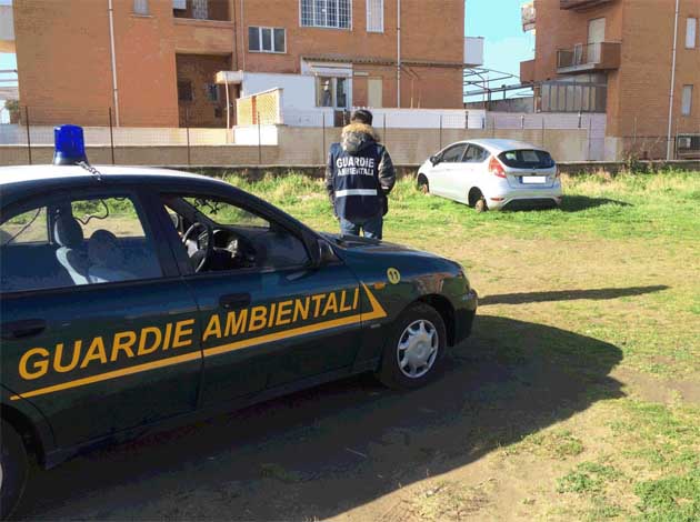 Ardea-Guardie-ambientali-auto-rubata-630