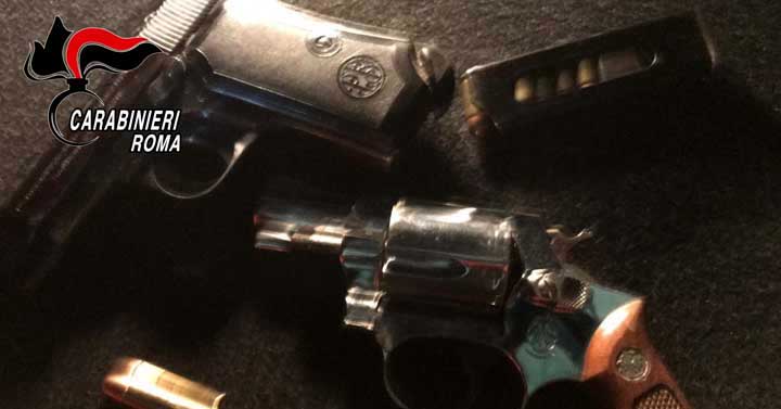 CASILINA - Le armi sequestrate dai Carabinieri (2)