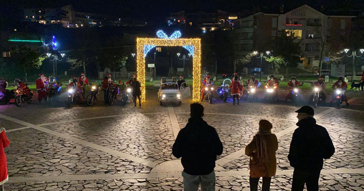 Colleferro-Babbo-Natal-in-moto-2020-7