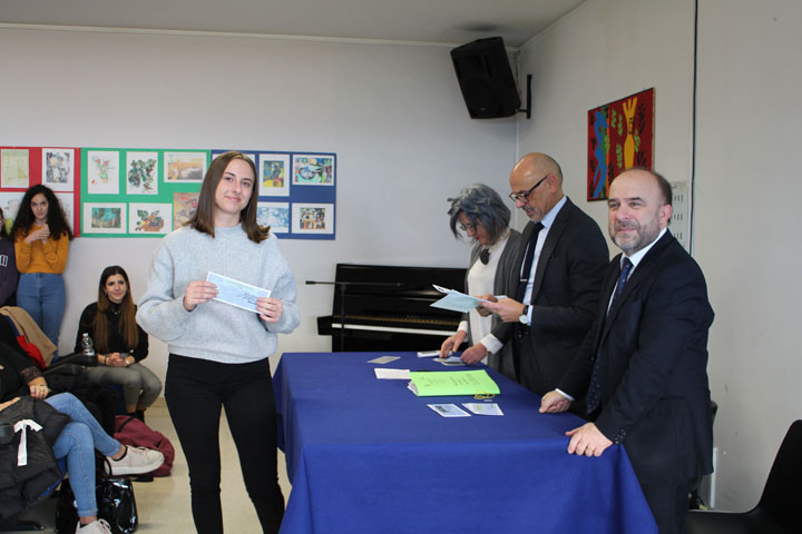 Colleferro-Borse-di-studio-Liceo-Marconi-2019-12-10