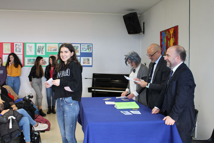 Colleferro-Borse-di-studio-Liceo-Marconi-2019-12-12