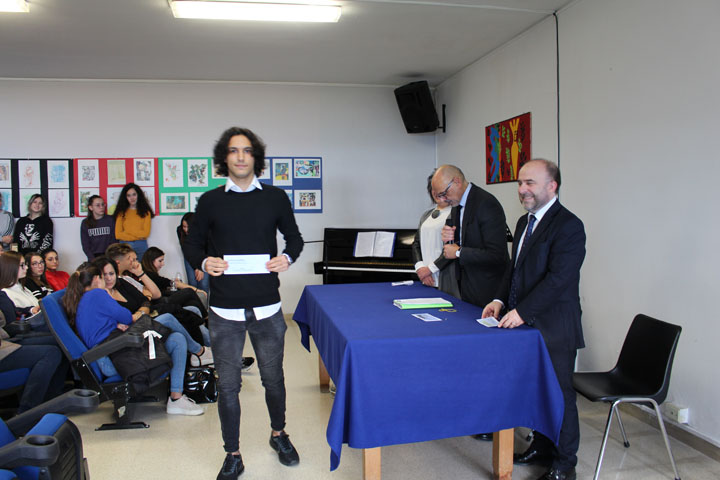Colleferro-Borse-di-studio-Liceo-Marconi-2019-12-20