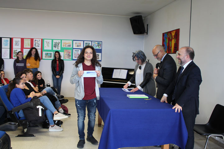 Colleferro-Borse-di-studio-Liceo-Marconi-2019-12-31