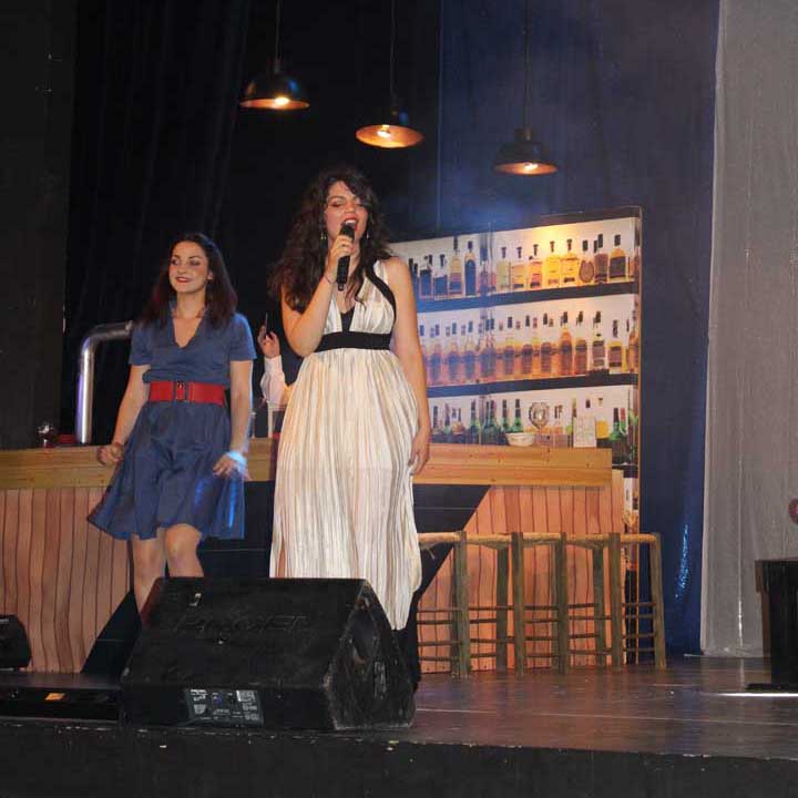 Colleferro-Cambia-la-famiglia-con-un-click-q-06