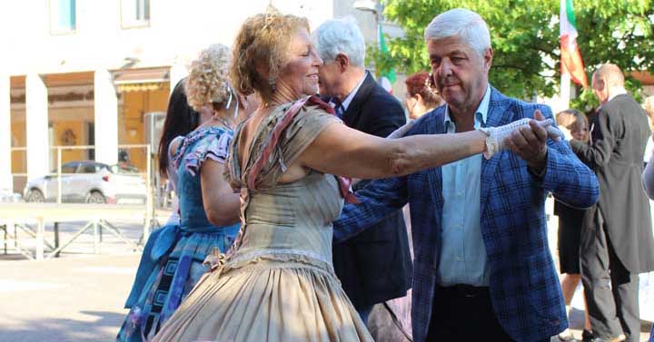 Colleferro-Festa-della-Repubblica-2019-ballo-f-18