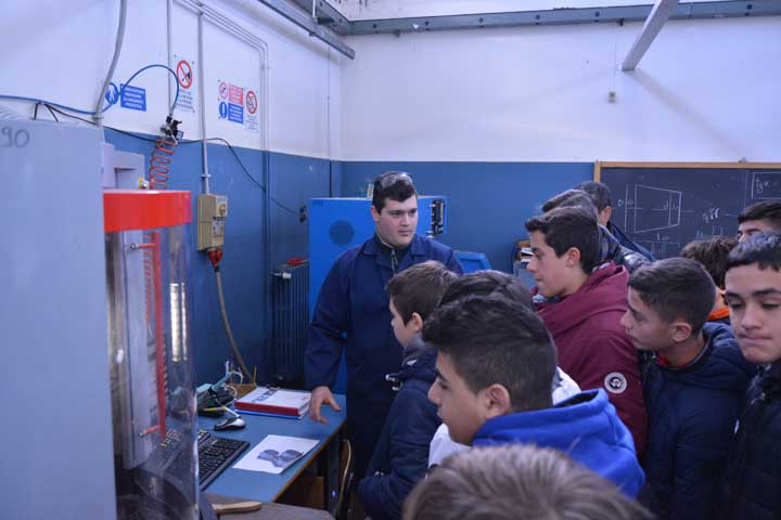 Colleferro-Itis-Cannizzaro-concorso-Crea-la-tua-aula-smart-11