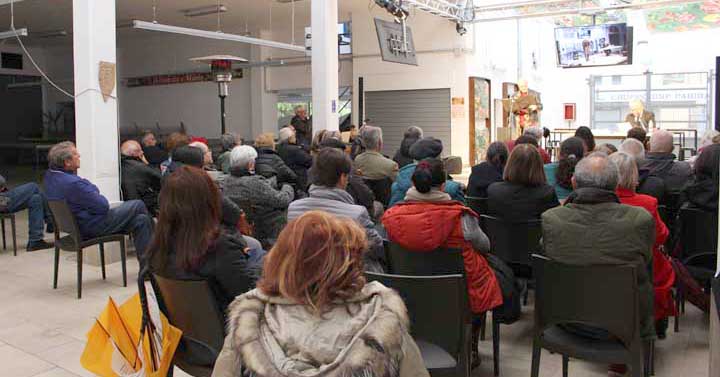 Colleferro-Leggere-leggeri-all-ora-del-te-mercato-coperto-01