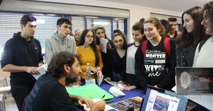 Colleferro-Liceo-Marconi-Incontro-scrittori-07
