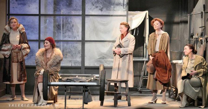 Colleferro-Teatro-Tutte-a-casa-07