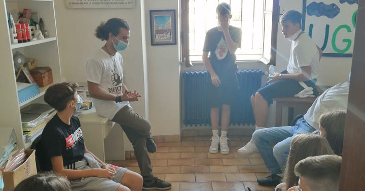 Colleferro-Visita-Classi-Leonardo-Da-Vinci-al-Centro-Documentazione-2