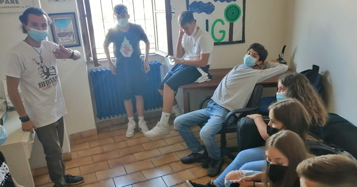 Colleferro-Visita-Classi-Leonardo-Da-Vinci-al-Centro-Documentazione-6