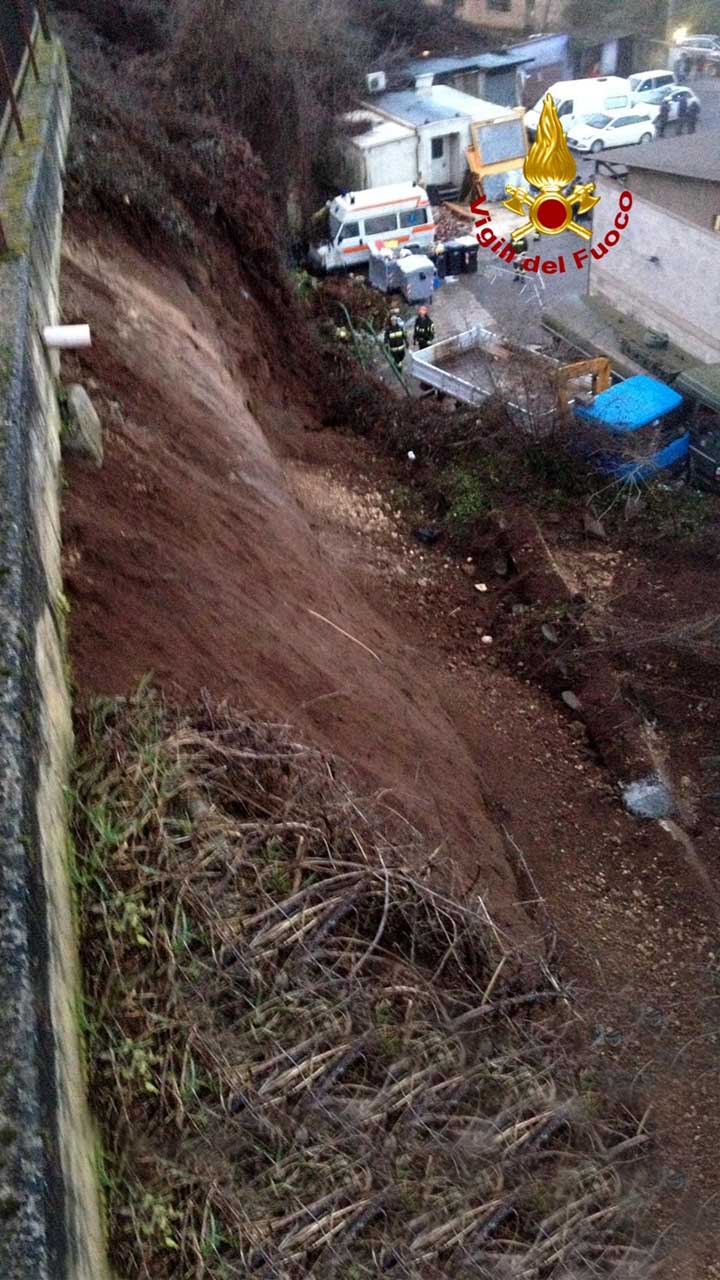 Colleferro-crollo-costone-deposito-comunale-v-03