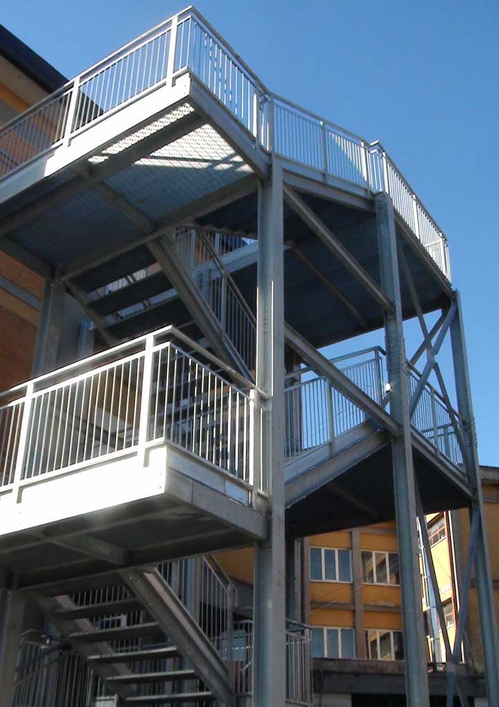 Colleferro-lavori-Leonardo-scala-antincendio-v-02