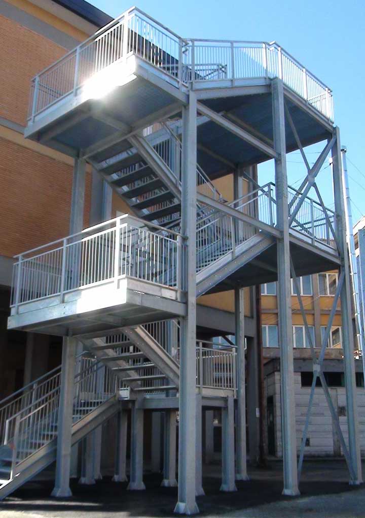 Colleferro-lavori-Leonardo-scala-antincendio-v-04