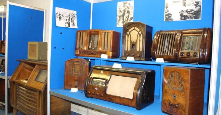 Colleferro-visita-museo-telecom-studenti-ciechi-Napoli-42